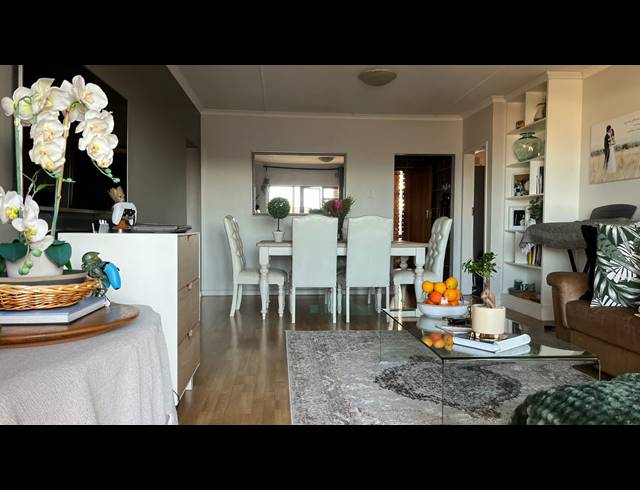 3 BEDROOM APARTMENT FOR SALE IN MOSSEL BAY CENTRAL